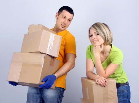 Service team assessing a moving complaint with records