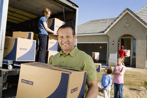 Careful handling of household furniture during an Anerley move